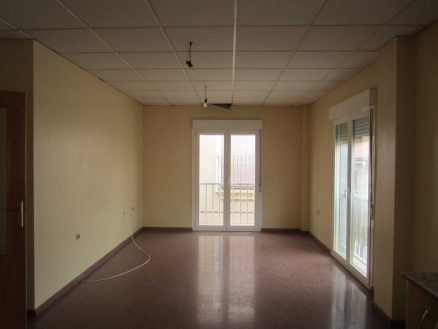 Apartment with 3 bedroom in town 260690