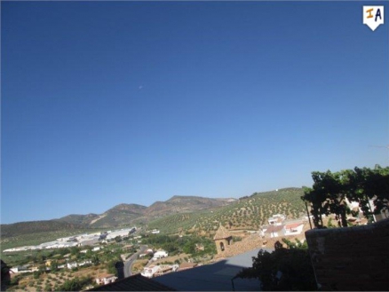 Castillo De Locubin property: Townhome with 3 bedroom in Castillo De Locubin 261161