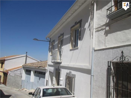 Castillo De Locubin property: Townhome with 4 bedroom in Castillo De Locubin 261162