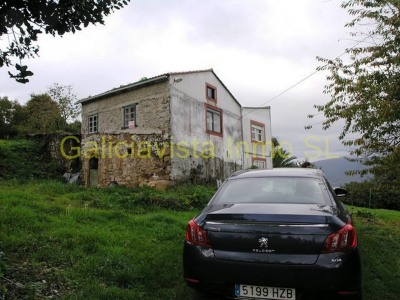 House with 5 bedroom in town 265005