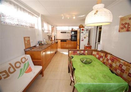 Villa for sale in town, Alicante 265775