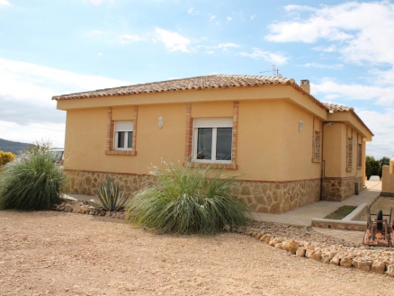 Caudete property: Villa for sale in Caudete, Albacete 266086