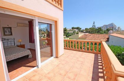 Villa for sale in town, Alicante 266500