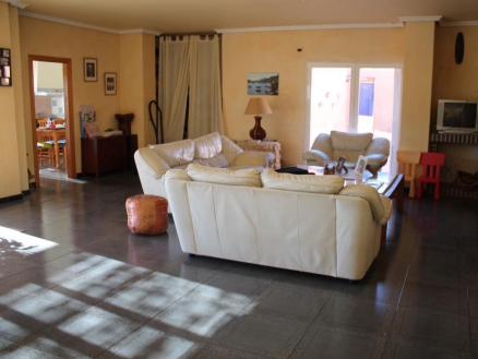 Monovar property: Alicante Villa 266828