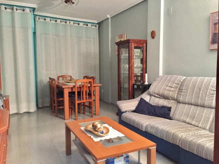  3 bedroom Apartment 267261