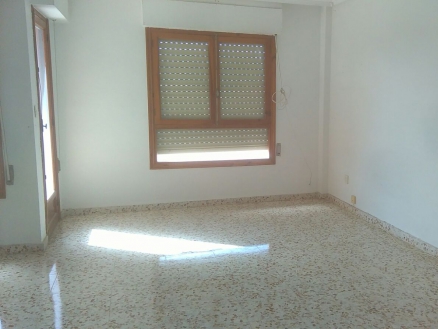 Apartment with 3 bedroom in town 267277