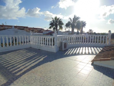 Villa with 3 bedroom in town, Spain 273028