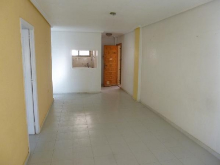 Apartment with 3 bedroom in town, Spain 273057