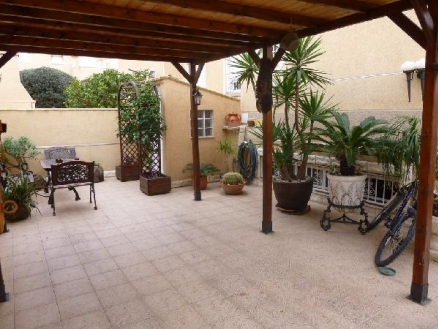 Villa for sale in town, Spain 273088