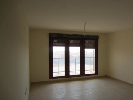 Apartment with 2 bedroom in town 276319