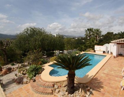 Villa for sale in town, Spain 278225