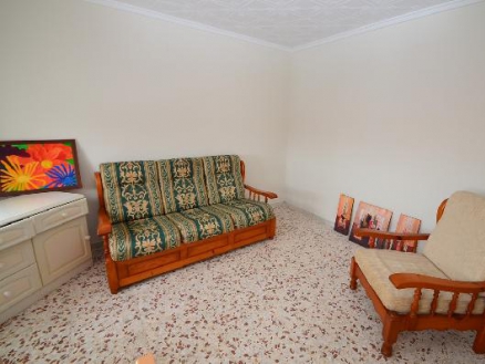 Apartment with bedroom in town, Spain 278500