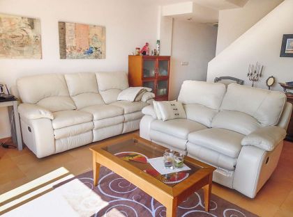 Villa for sale in town, Spain 279310