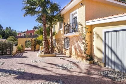 Villa with 5 bedroom in town, Spain 279409