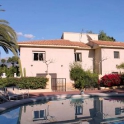 Villa for sale in town 279506