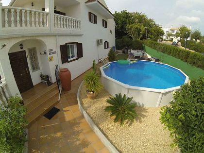 Villa for sale in town 279573