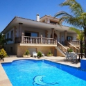 Villa for sale in town 279596