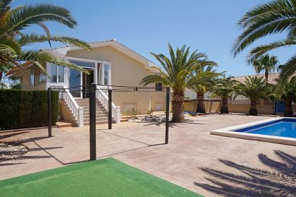 Villa with 3 bedroom in town, Spain 279597