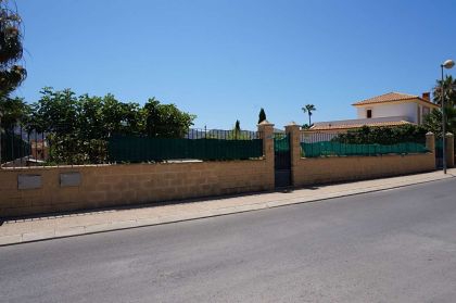 Villa for sale in town, Spain 279601