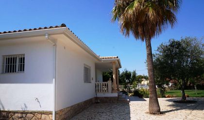 Villa with 5 bedroom in town 279603