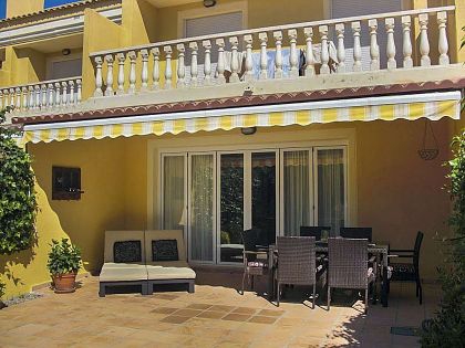 Villa with 4 bedroom in town 279647