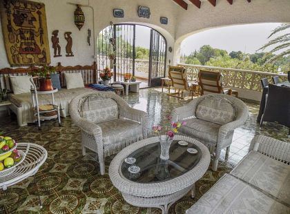 Villa for sale in town, Spain 279673