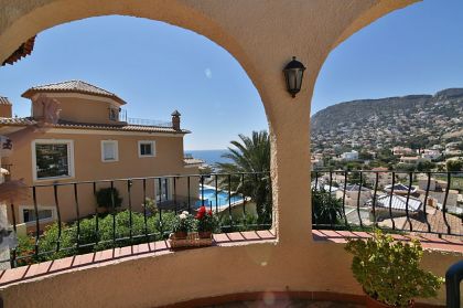 Villa for sale in town 280398