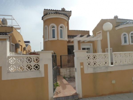 Villa for sale in town 280710