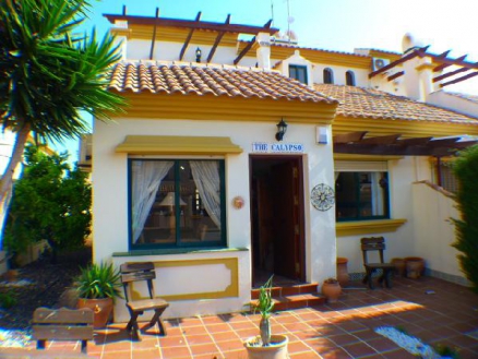 Villa for sale in town 280712