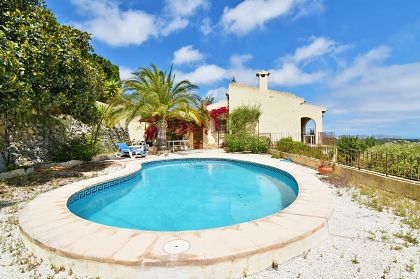 Villa for sale in town, Alicante 281049