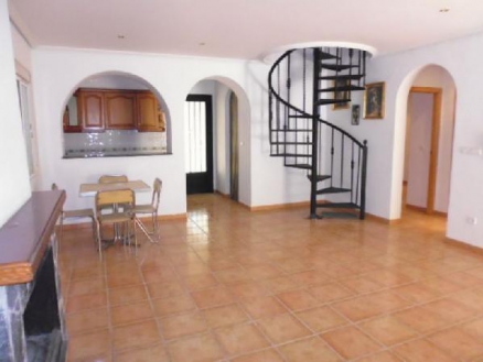 Villa with 5 bedroom in town 281567