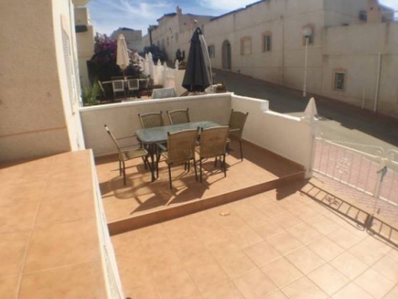 Apartment with 2 bedroom in town 281574