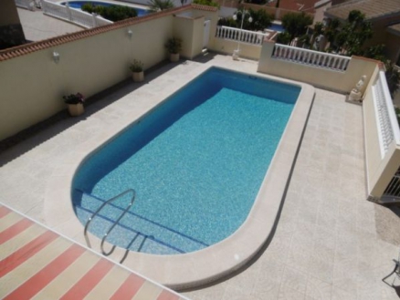 Villa for sale in town, Spain 281575