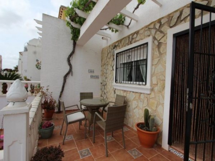 Villa with 3 bedroom in town 281594