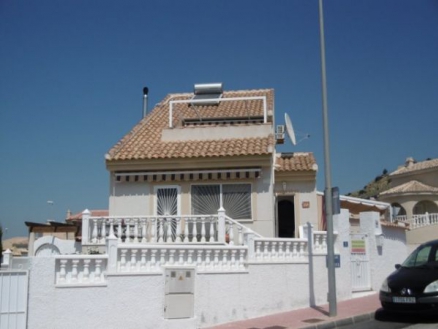 Villa for sale in town 281599