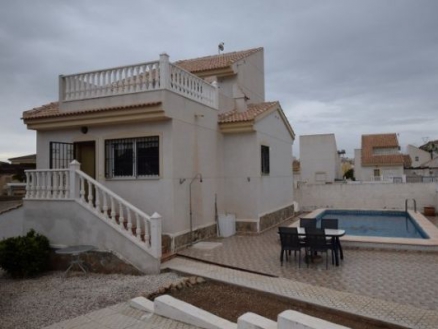 Villa for sale in town 281627