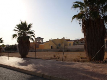 Land with bedroom in town, Spain 281633