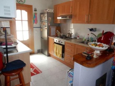 Bungalow for sale in town, Spain 281687