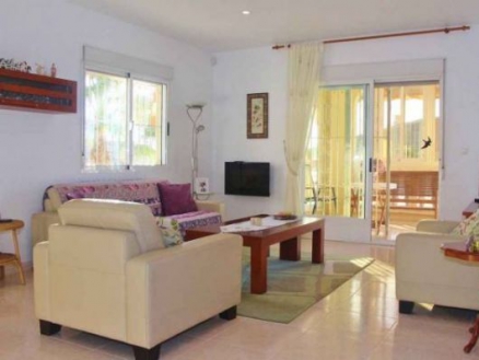 Villa with 4 bedroom in town, Spain 281741