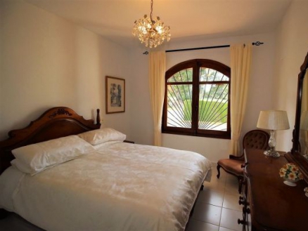 Villa for sale in town,  281773