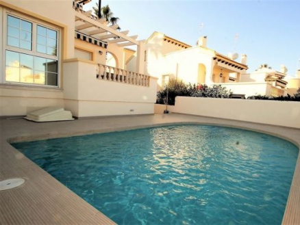 Villa for sale in town, Spain 281775