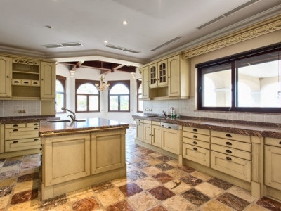 Estepona property: Malaga property | 6 bedroom Villa 281991