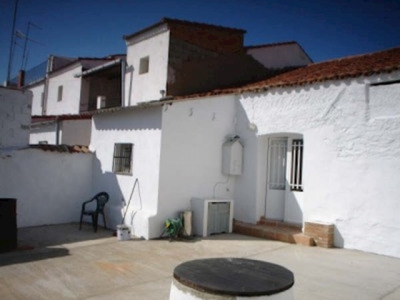 Orellana La Vieja property: Townhome for sale in Orellana La Vieja, Badajoz 282357