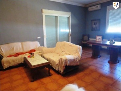 Villa with 5 bedroom in town 282934