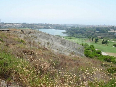 Estepona property: Land with bedroom in Estepona 283180